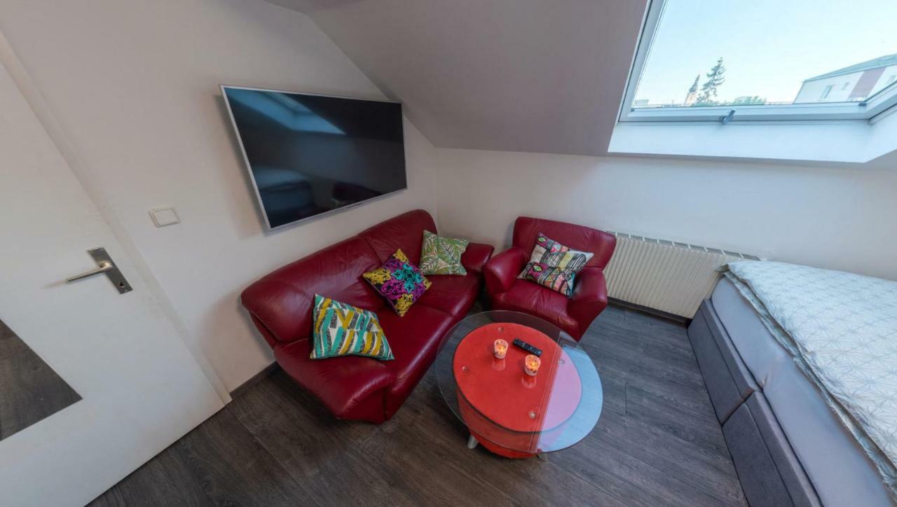 Skyview Studio Stp Apartment Sankt Poelten Exterior photo